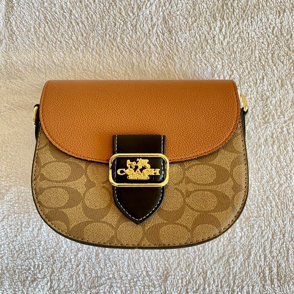 Sale 🔥 || Coach Crossbody Bags - Picture 9 of 11